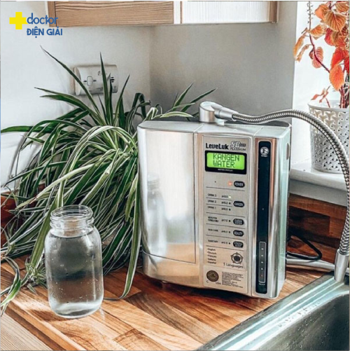 Máy điện giải ion kiềm Kangen LeveLuk SD501 Platinum